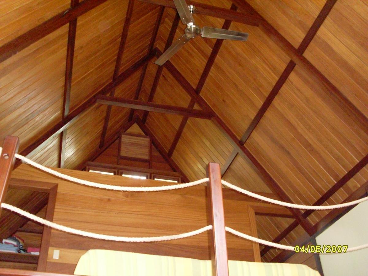 Yellow Houses Bocas Duplex Bocas del Toro Exterior photo